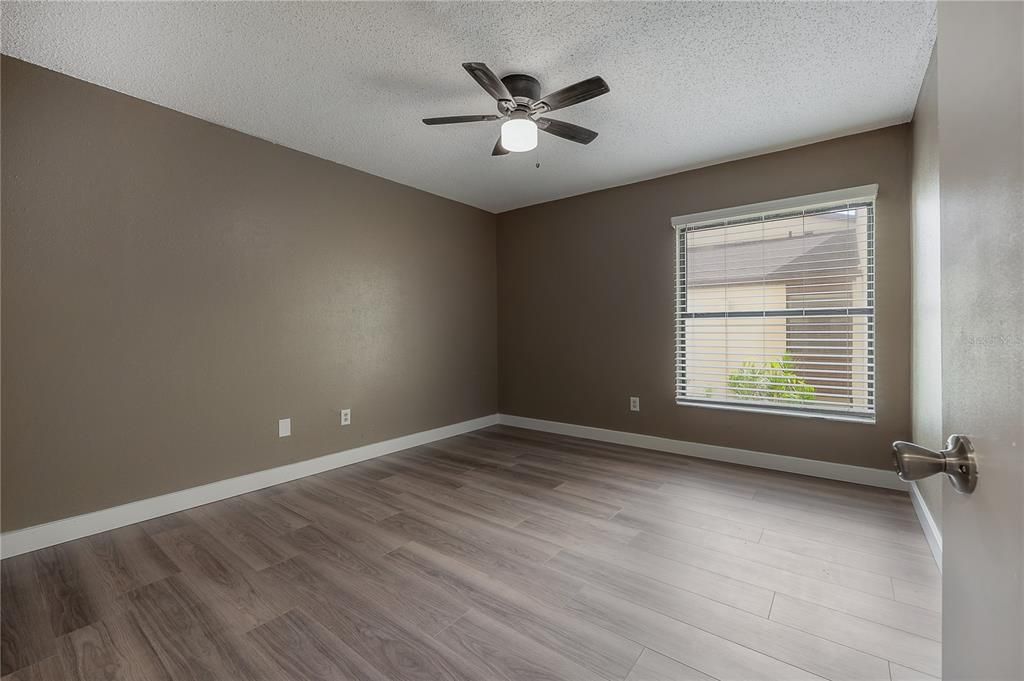 For Rent: $2,000 (2 beds, 2 baths, 1032 Square Feet)