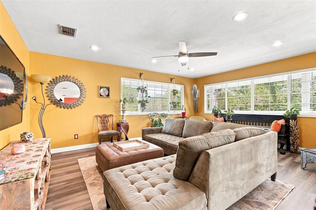 For Sale: $659,916 (3 beds, 2 baths, 1610 Square Feet)
