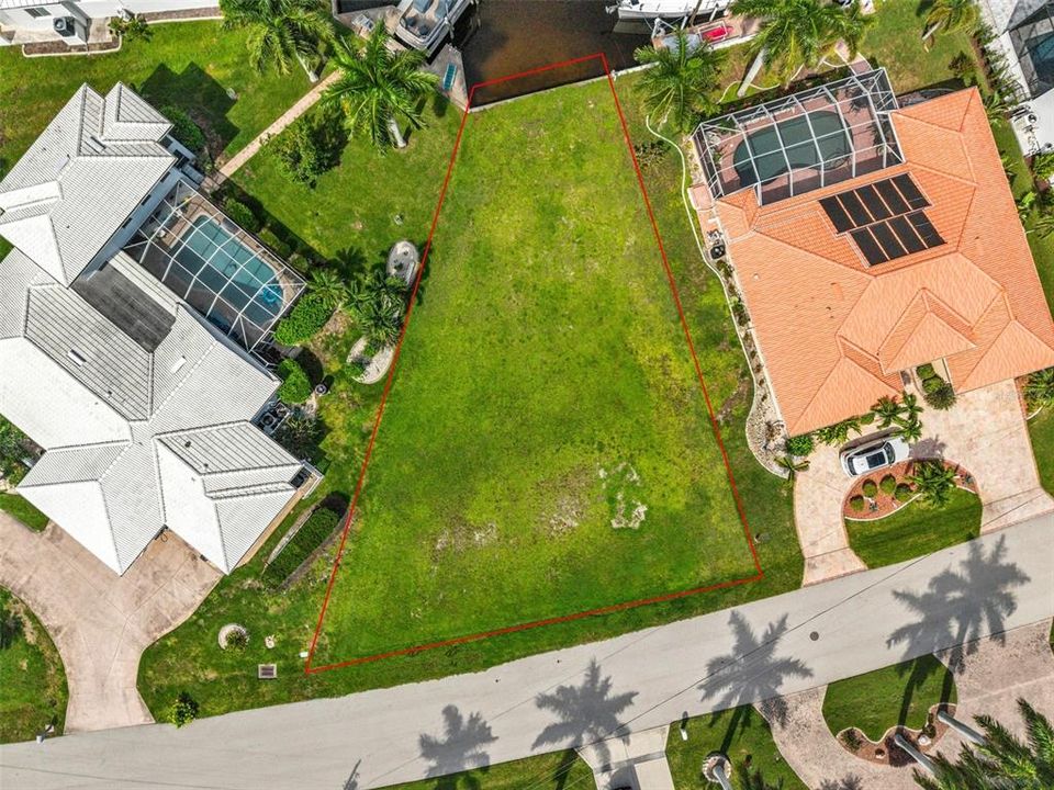 待售: $269,000 (0.22 acres)