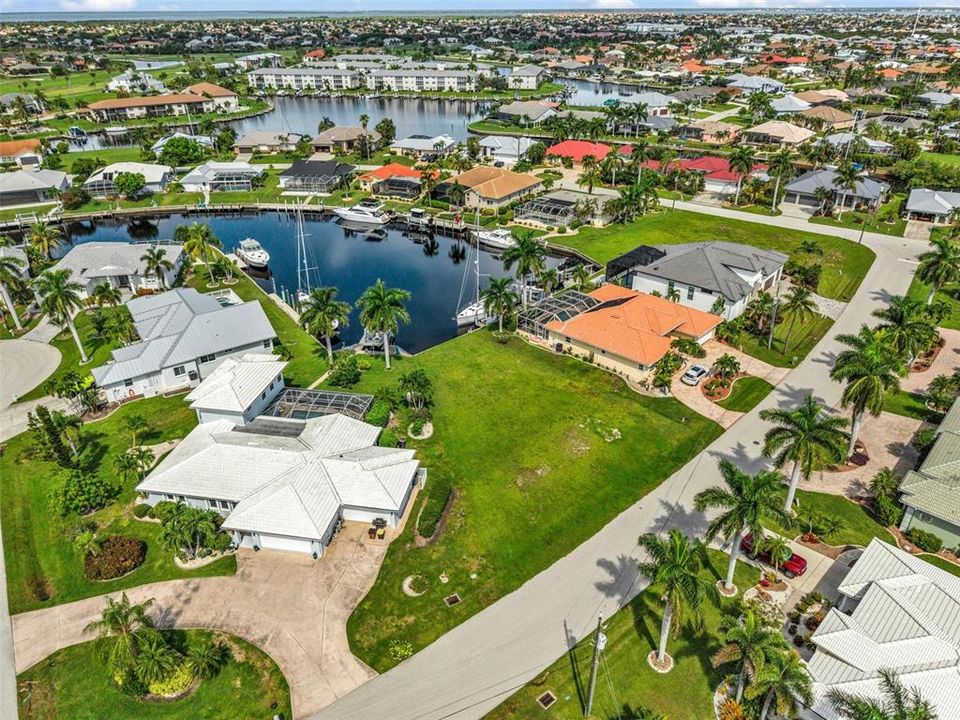 待售: $269,000 (0.22 acres)