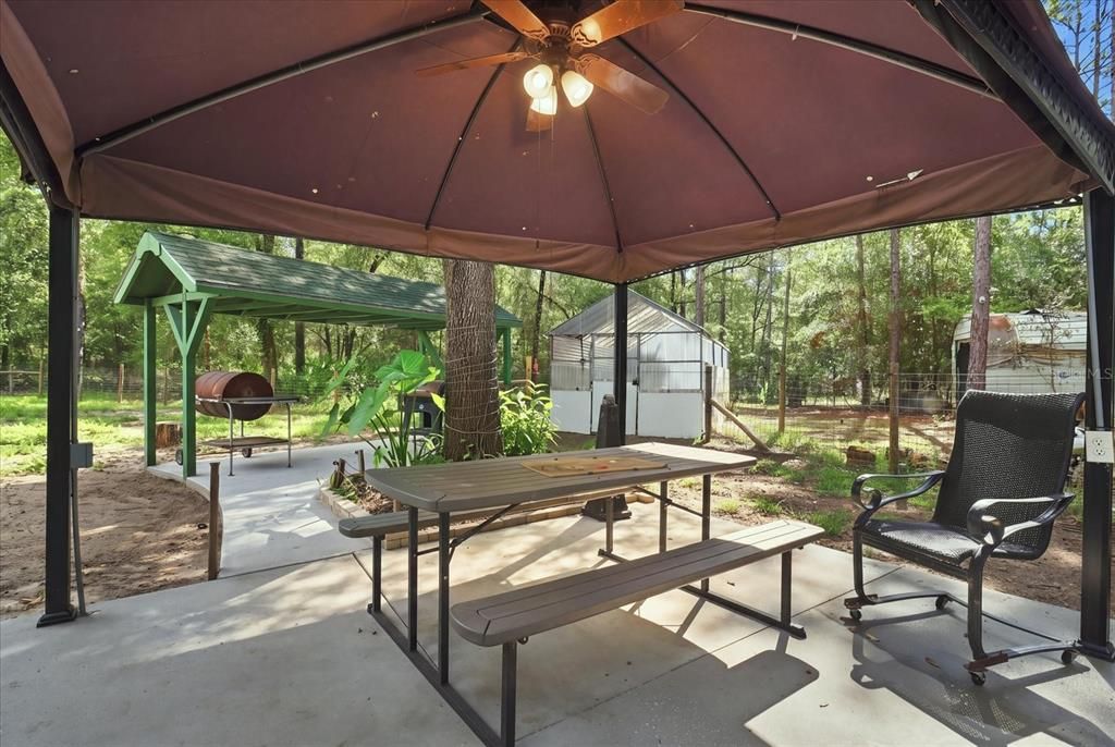 En Venta: $380,000 (3 camas, 2 baños, 1512 Pies cuadrados)