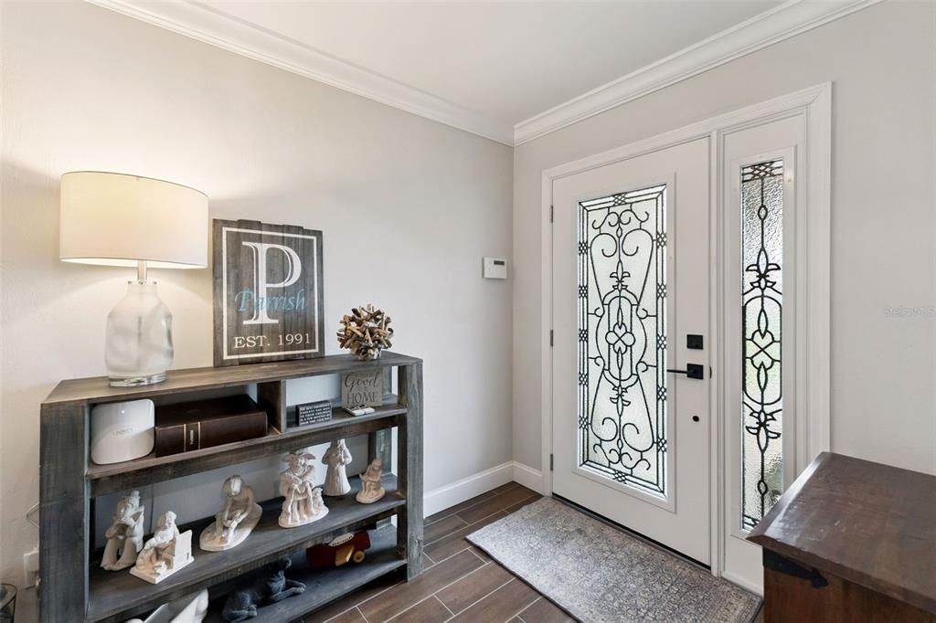 En Venta: $769,000 (3 camas, 2 baños, 2683 Pies cuadrados)