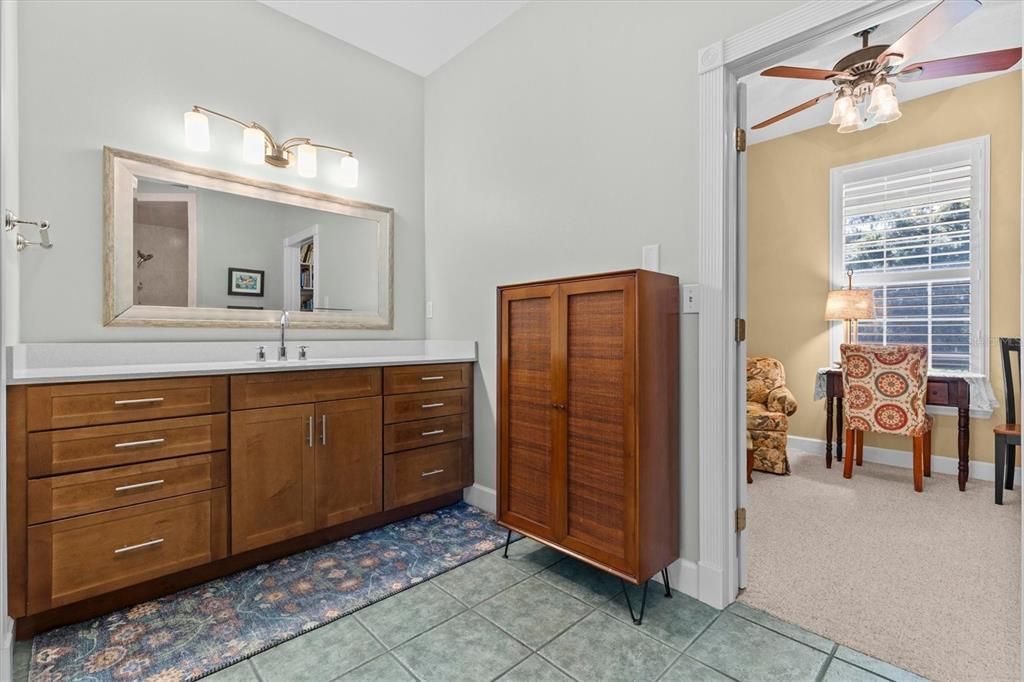 For Sale: $775,000 (3 beds, 3 baths, 2091 Square Feet)