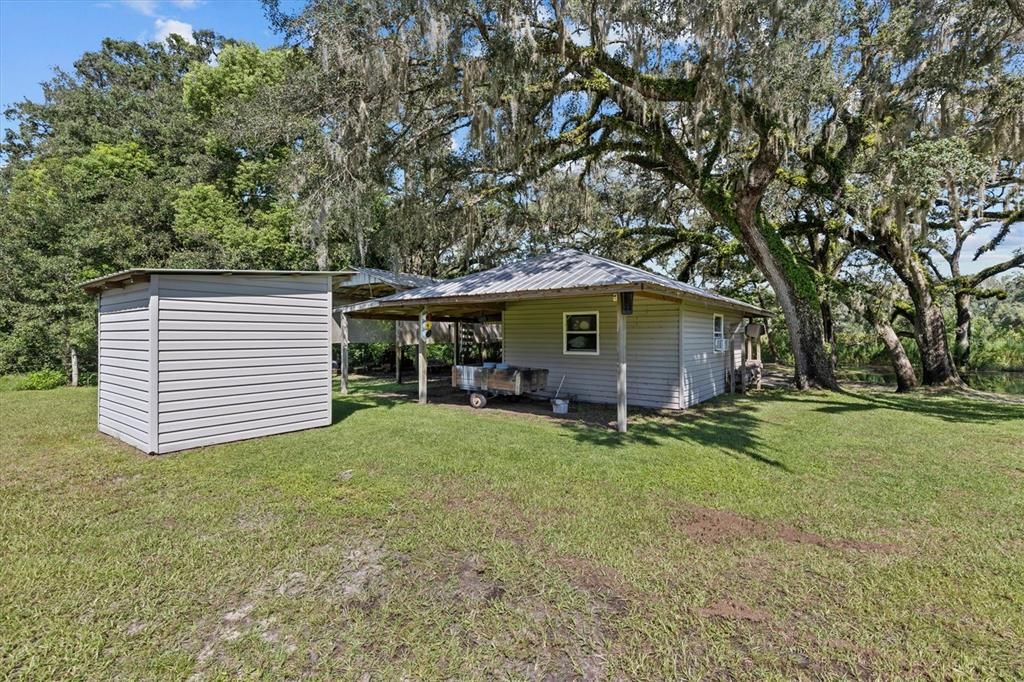For Sale: $775,000 (3 beds, 3 baths, 2091 Square Feet)