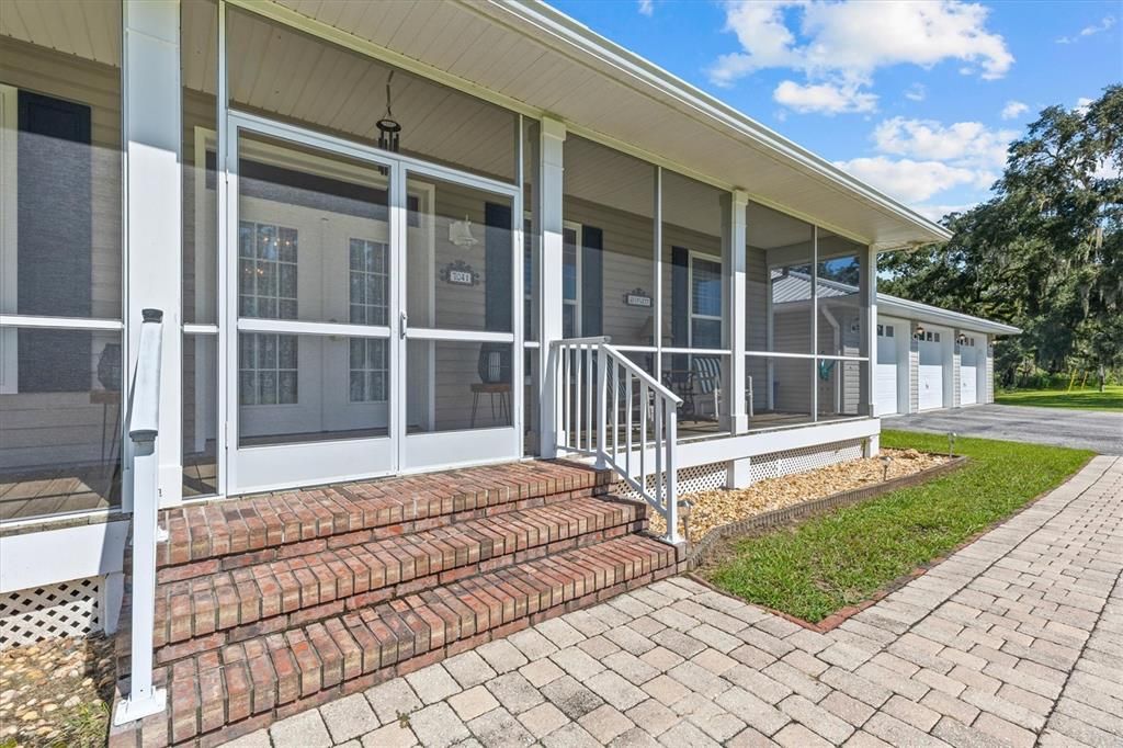 For Sale: $775,000 (3 beds, 3 baths, 2091 Square Feet)