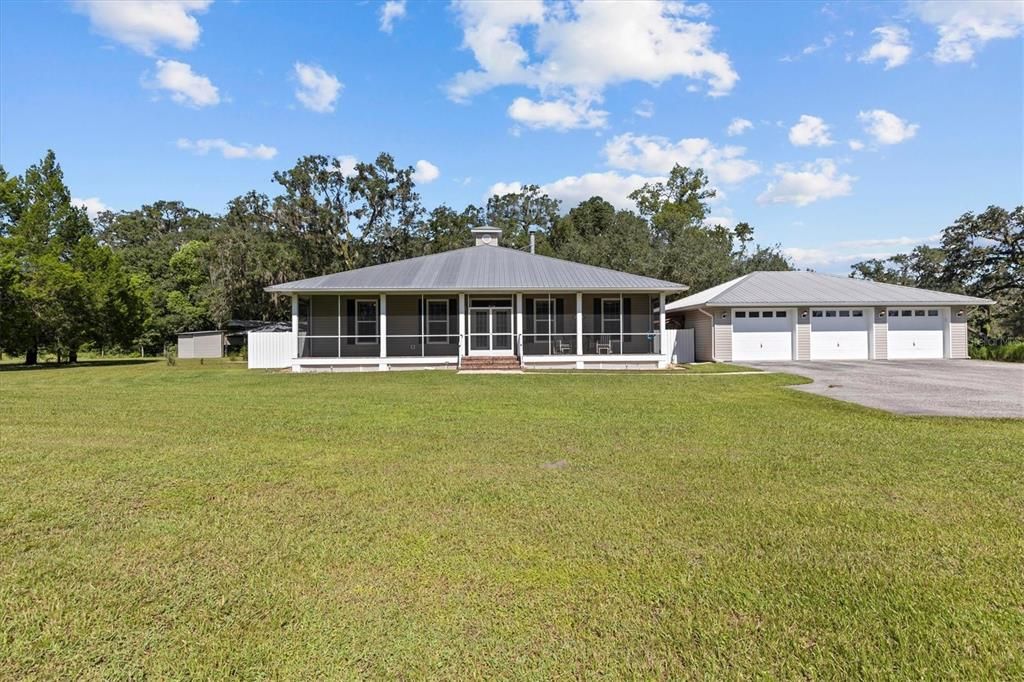 For Sale: $775,000 (3 beds, 3 baths, 2091 Square Feet)