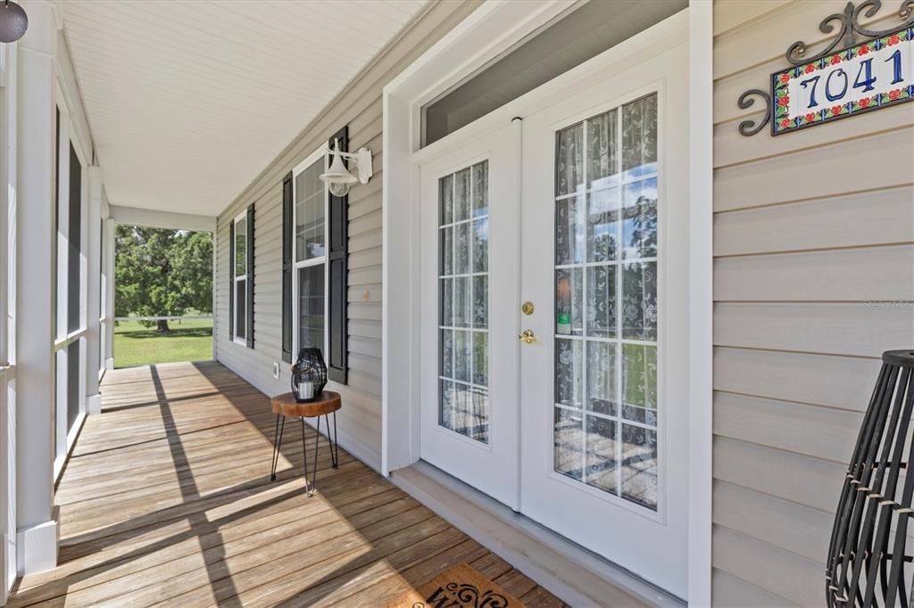 For Sale: $775,000 (3 beds, 3 baths, 2091 Square Feet)