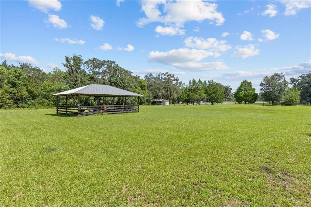 For Sale: $775,000 (3 beds, 3 baths, 2091 Square Feet)