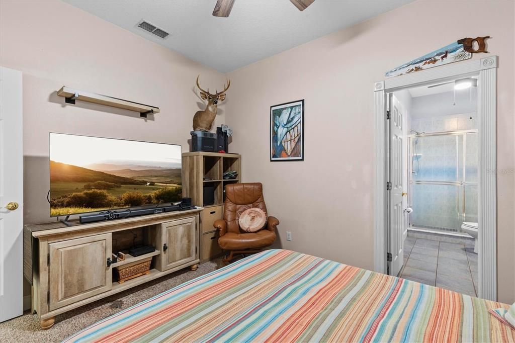 For Sale: $775,000 (3 beds, 3 baths, 2091 Square Feet)