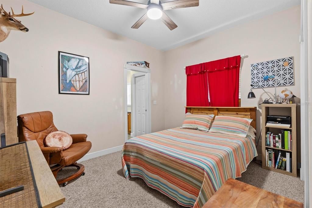 For Sale: $775,000 (3 beds, 3 baths, 2091 Square Feet)