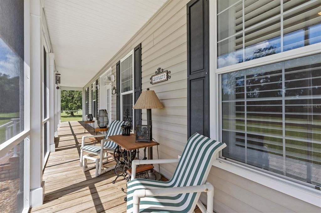 For Sale: $775,000 (3 beds, 3 baths, 2091 Square Feet)