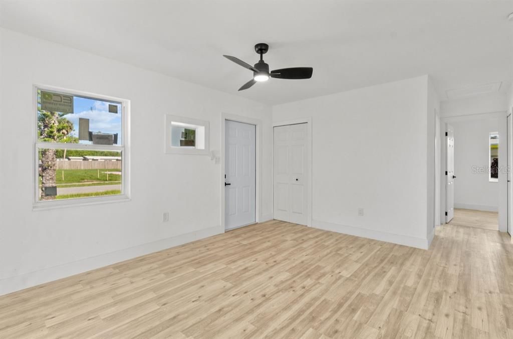В аренду: $1,500 (3 спален, 2 ванн, 947 Квадратных фут)