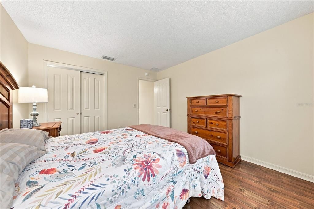For Sale: $365,000 (3 beds, 2 baths, 1648 Square Feet)