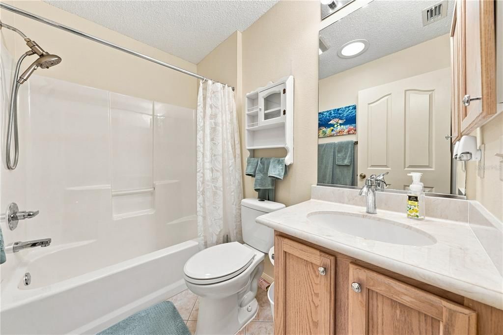 For Sale: $365,000 (3 beds, 2 baths, 1648 Square Feet)