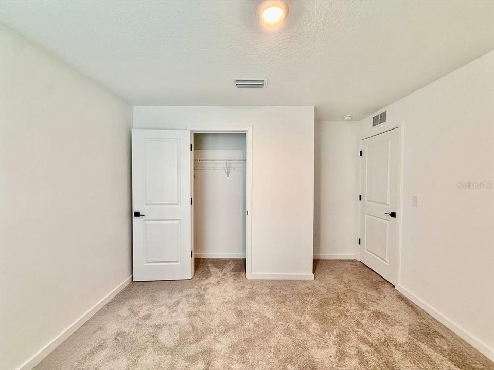 For Rent: $2,500 (3 beds, 2 baths, 1697 Square Feet)