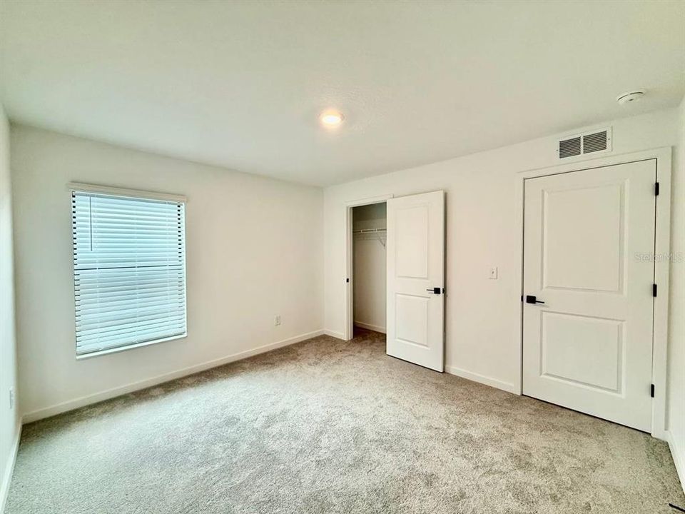 For Rent: $2,500 (3 beds, 2 baths, 1697 Square Feet)