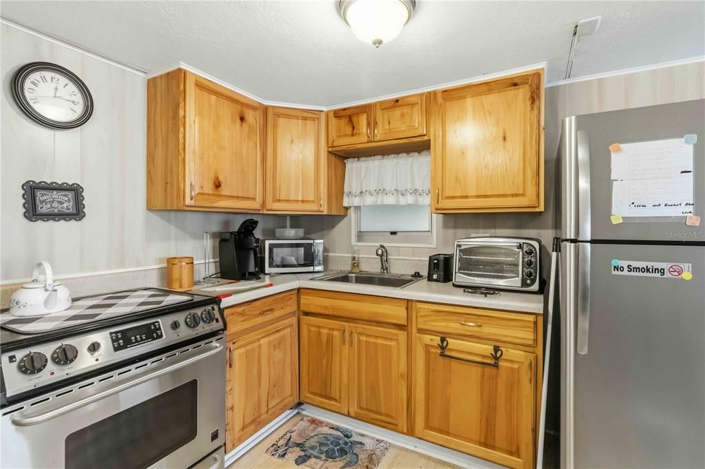 For Sale: $56,000 (1 beds, 1 baths, 480 Square Feet)