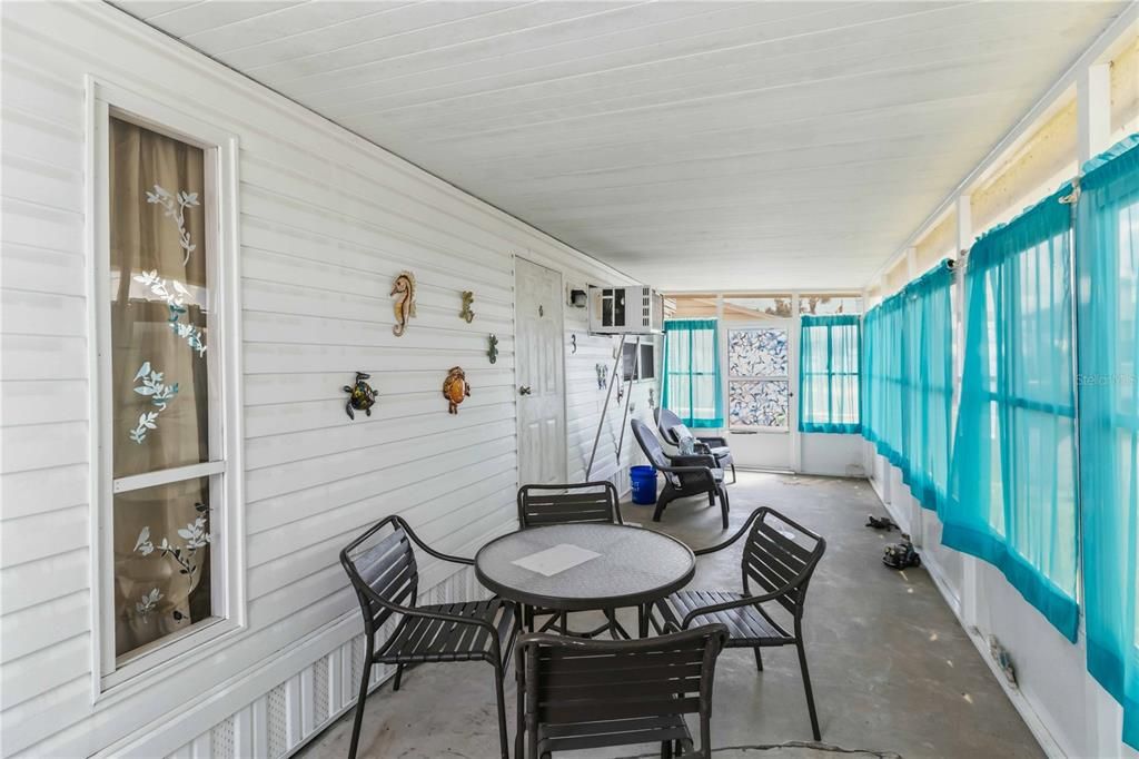 For Sale: $56,000 (1 beds, 1 baths, 480 Square Feet)