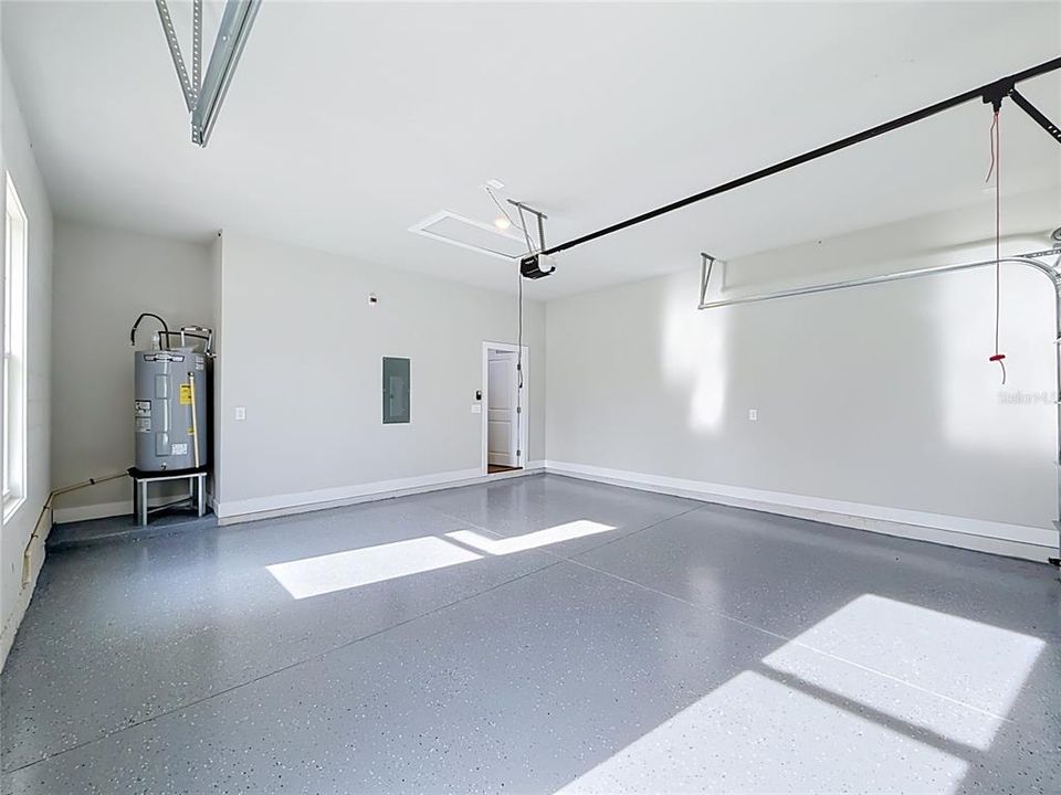 For Sale: $479,900 (4 beds, 2 baths, 2090 Square Feet)