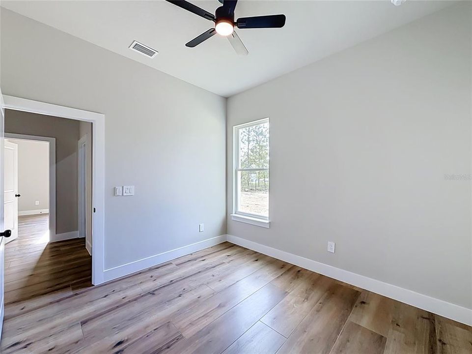For Sale: $479,900 (4 beds, 2 baths, 2090 Square Feet)