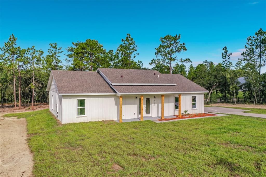 For Sale: $479,900 (4 beds, 2 baths, 2090 Square Feet)