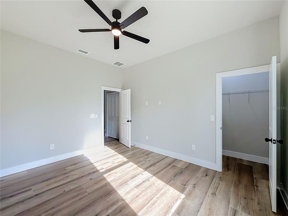 For Sale: $479,900 (4 beds, 2 baths, 2090 Square Feet)