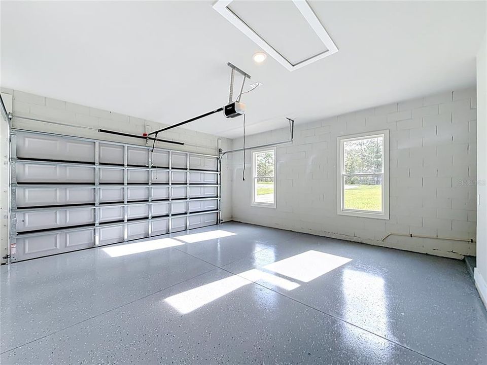 For Sale: $479,900 (4 beds, 2 baths, 2090 Square Feet)