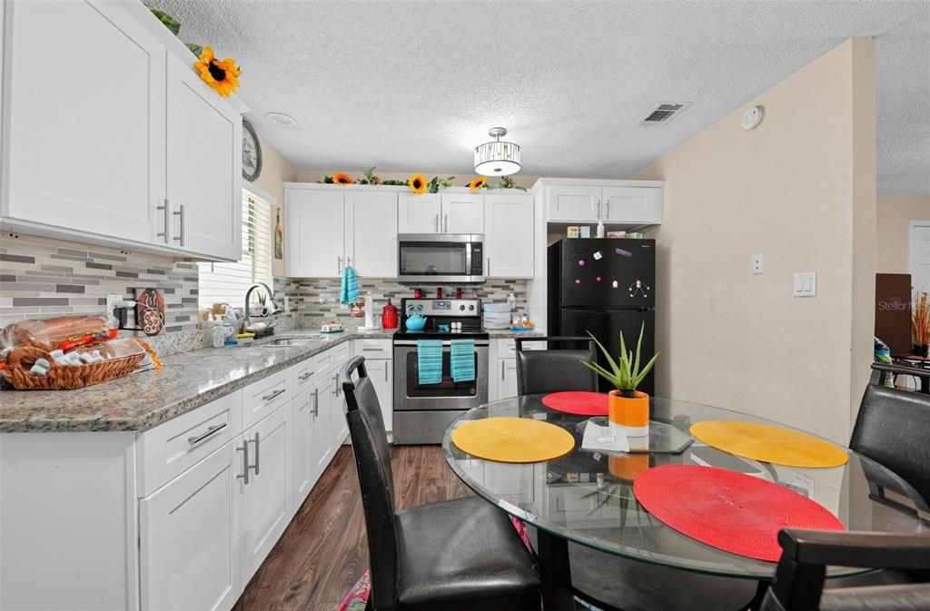 For Sale: $219,000 (4 beds, 1 baths, 1352 Square Feet)