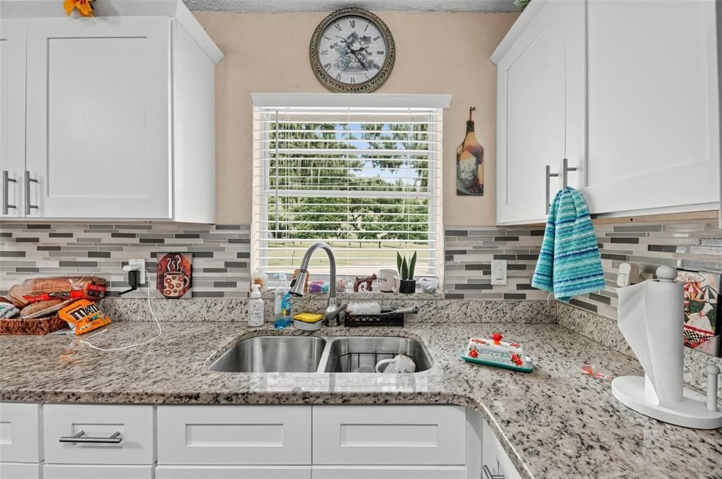 For Sale: $219,000 (4 beds, 1 baths, 1352 Square Feet)