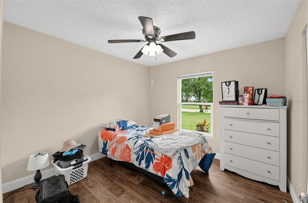 For Sale: $219,000 (4 beds, 1 baths, 1352 Square Feet)