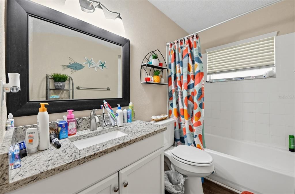 For Sale: $219,000 (4 beds, 1 baths, 1352 Square Feet)