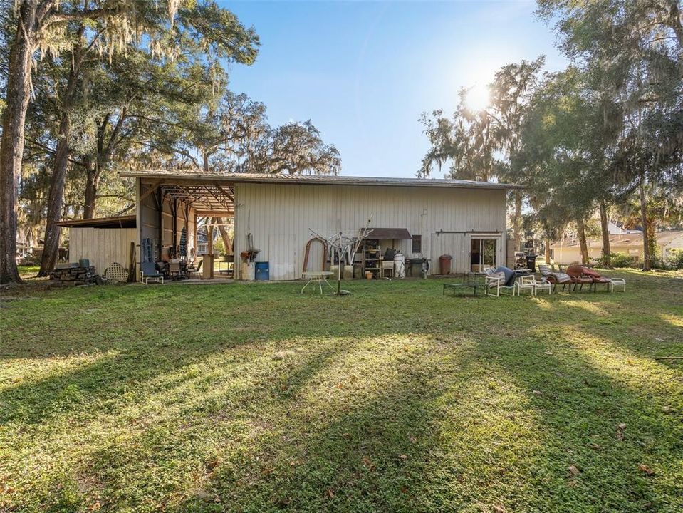For Sale: $700,000 (1 beds, 1 baths, 800 Square Feet)