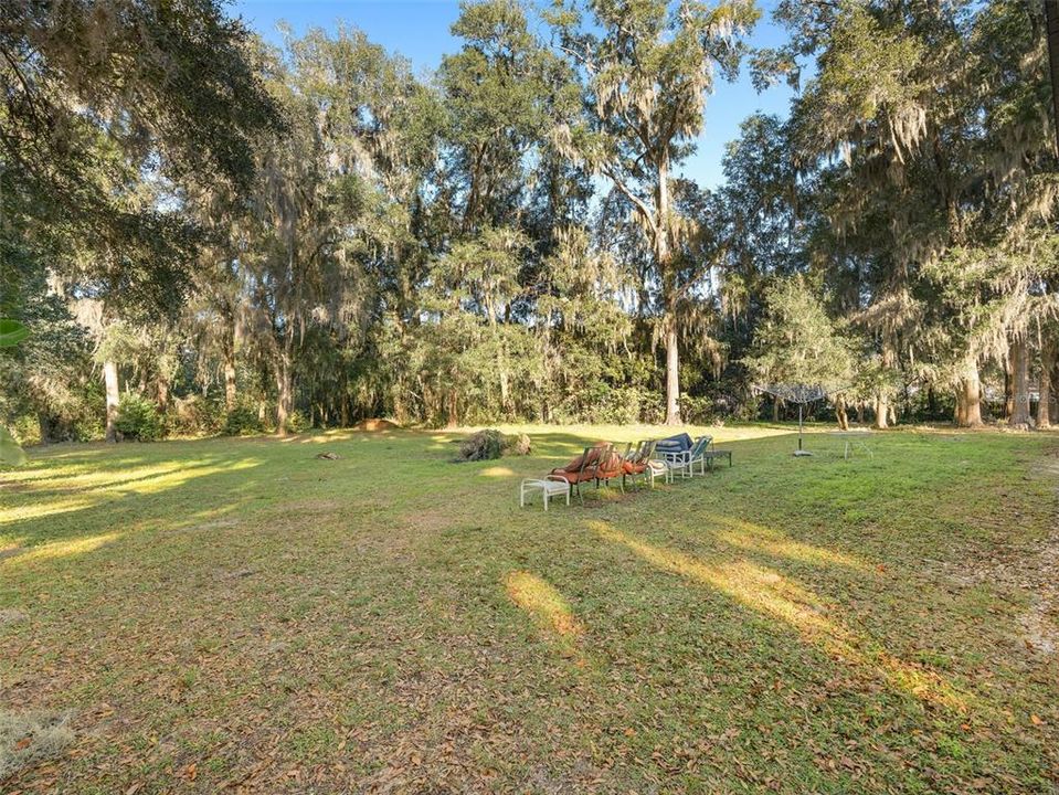 For Sale: $700,000 (1 beds, 1 baths, 800 Square Feet)