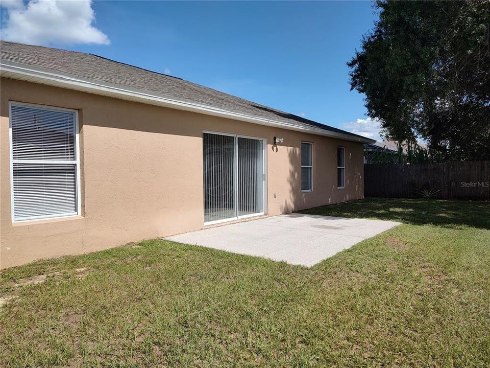 For Rent: $1,795 (3 beds, 2 baths, 1415 Square Feet)