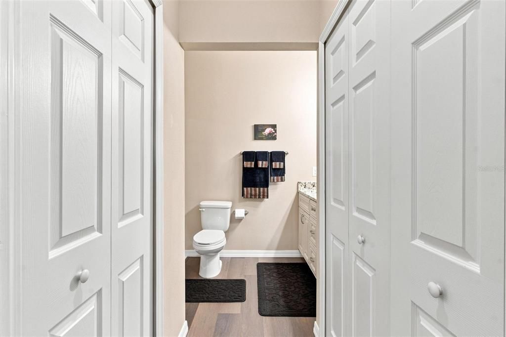 For Sale: $275,500 (2 beds, 2 baths, 1330 Square Feet)