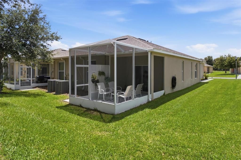 For Sale: $275,500 (2 beds, 2 baths, 1330 Square Feet)