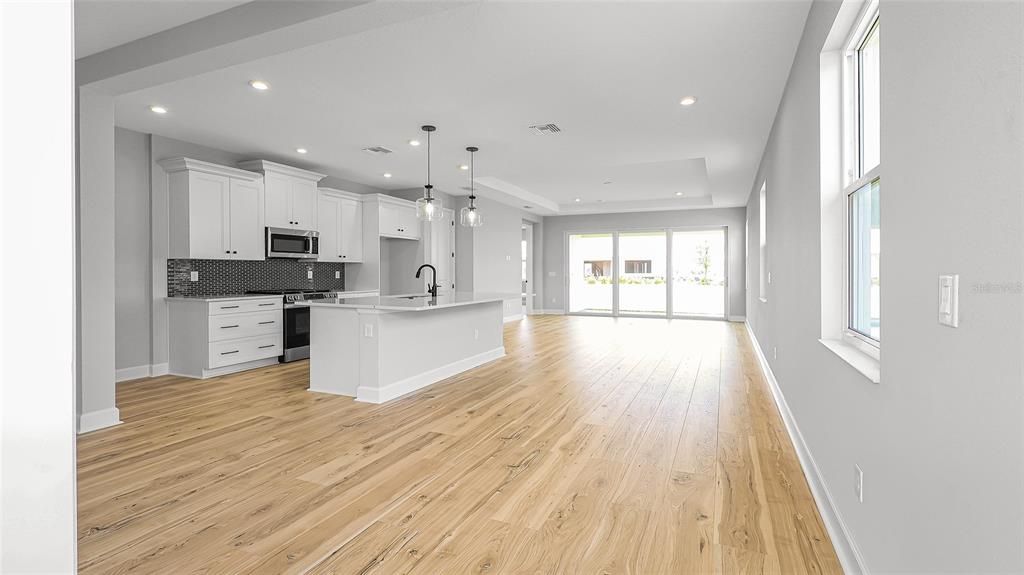 For Sale: $414,990 (2 beds, 2 baths, 1434 Square Feet)