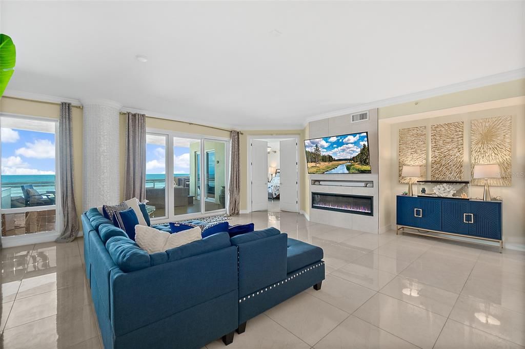 For Sale: $1,350,000 (3 beds, 3 baths, 2848 Square Feet)