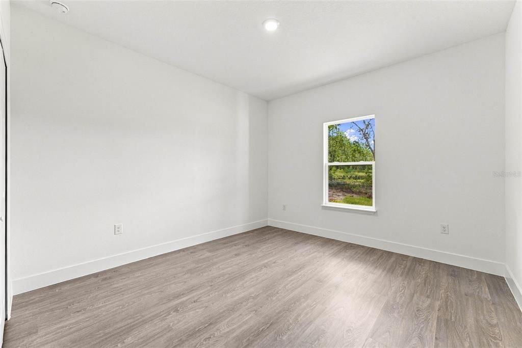В аренду: $1,850 (3 спален, 2 ванн, 1667 Квадратных фут)