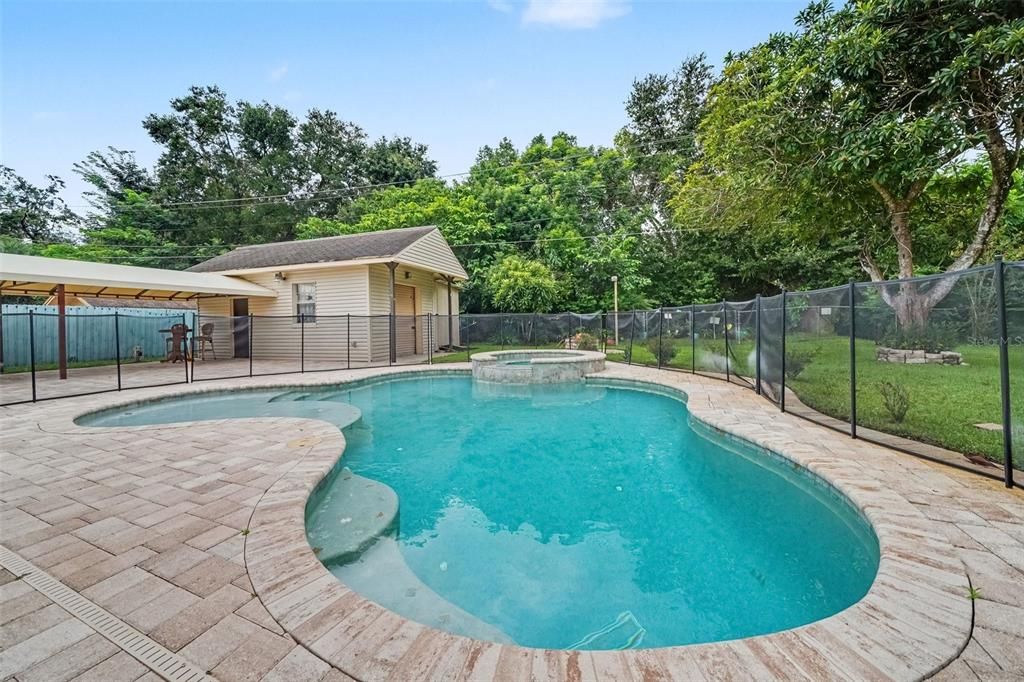 For Sale: $389,000 (3 beds, 1 baths, 1443 Square Feet)