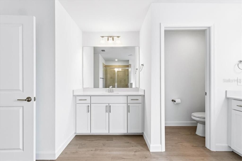 For Sale: $799,000 (5 beds, 4 baths, 3336 Square Feet)