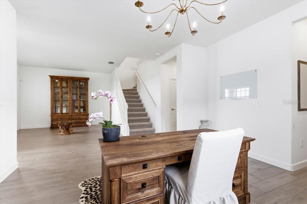 For Sale: $799,000 (5 beds, 4 baths, 3336 Square Feet)
