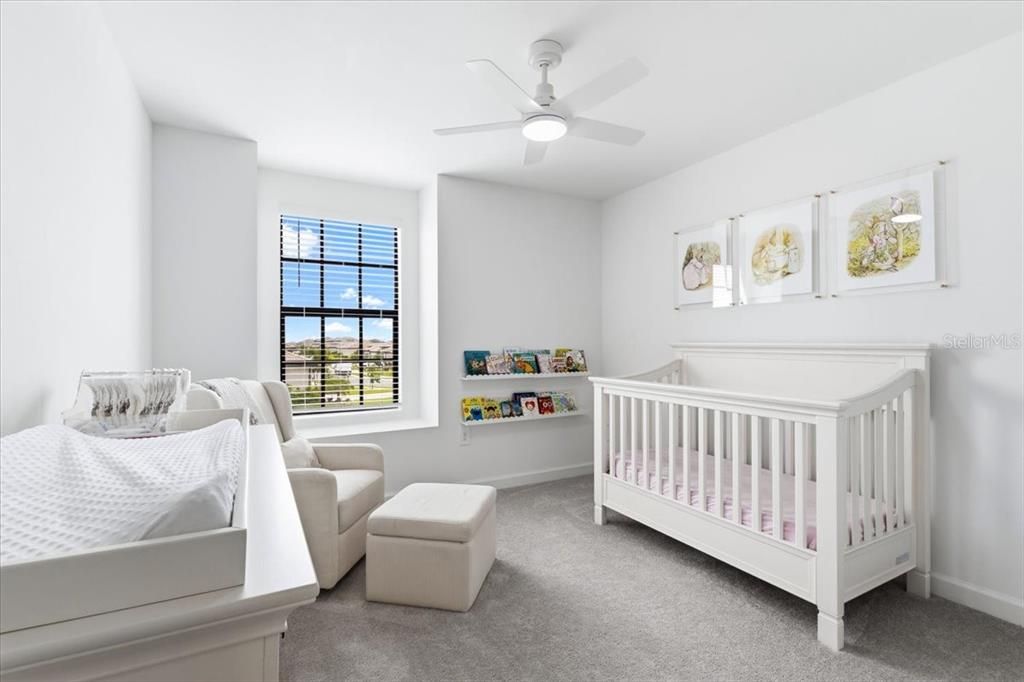 For Sale: $799,000 (5 beds, 4 baths, 3336 Square Feet)