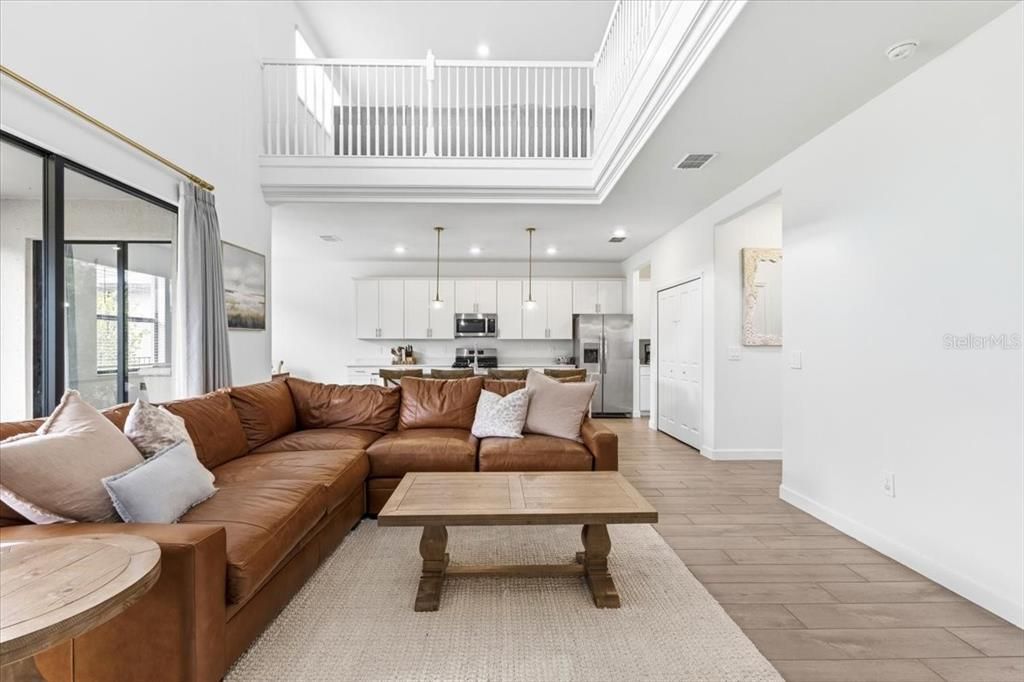 For Sale: $799,000 (5 beds, 4 baths, 3336 Square Feet)