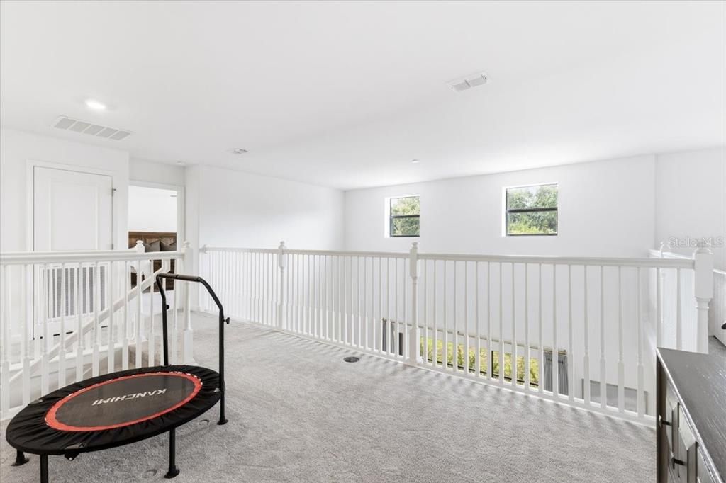 For Sale: $799,000 (5 beds, 4 baths, 3336 Square Feet)