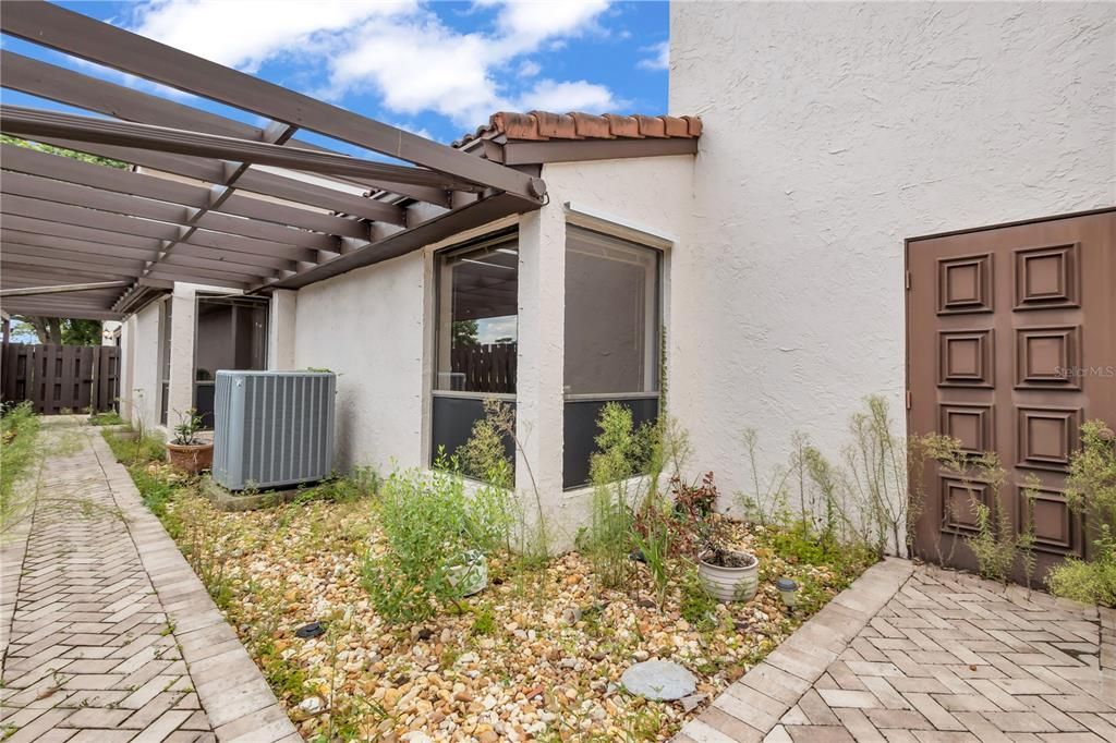For Sale: $359,000 (3 beds, 2 baths, 1768 Square Feet)