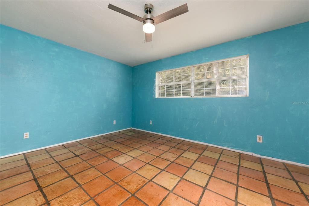 En Venta: $300,000 (3 camas, 2 baños, 1659 Pies cuadrados)