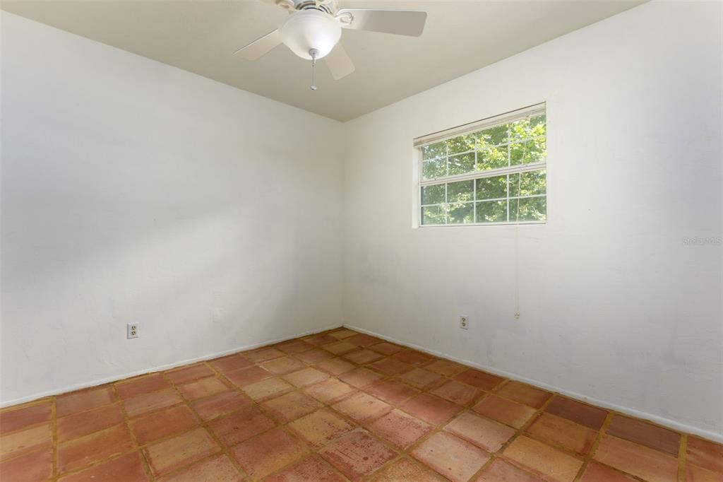 En Venta: $300,000 (3 camas, 2 baños, 1659 Pies cuadrados)