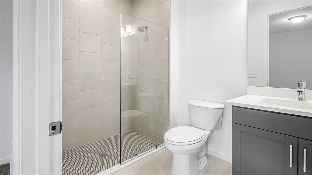 En Venta: $565,990 (3 camas, 3 baños, 2129 Pies cuadrados)