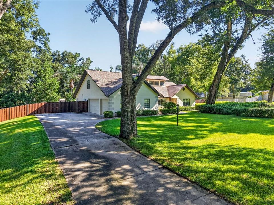 En Venta: $549,000 (4 camas, 3 baños, 2126 Pies cuadrados)